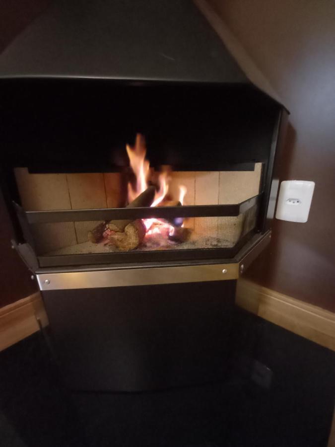 Gramado - Apartamento Aconchegante Com Lareira E Churrasqueira Экстерьер фото